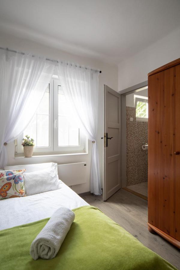 Oliva 8 fős Balatoni Nyaraló Balatonakarattya Exterior foto